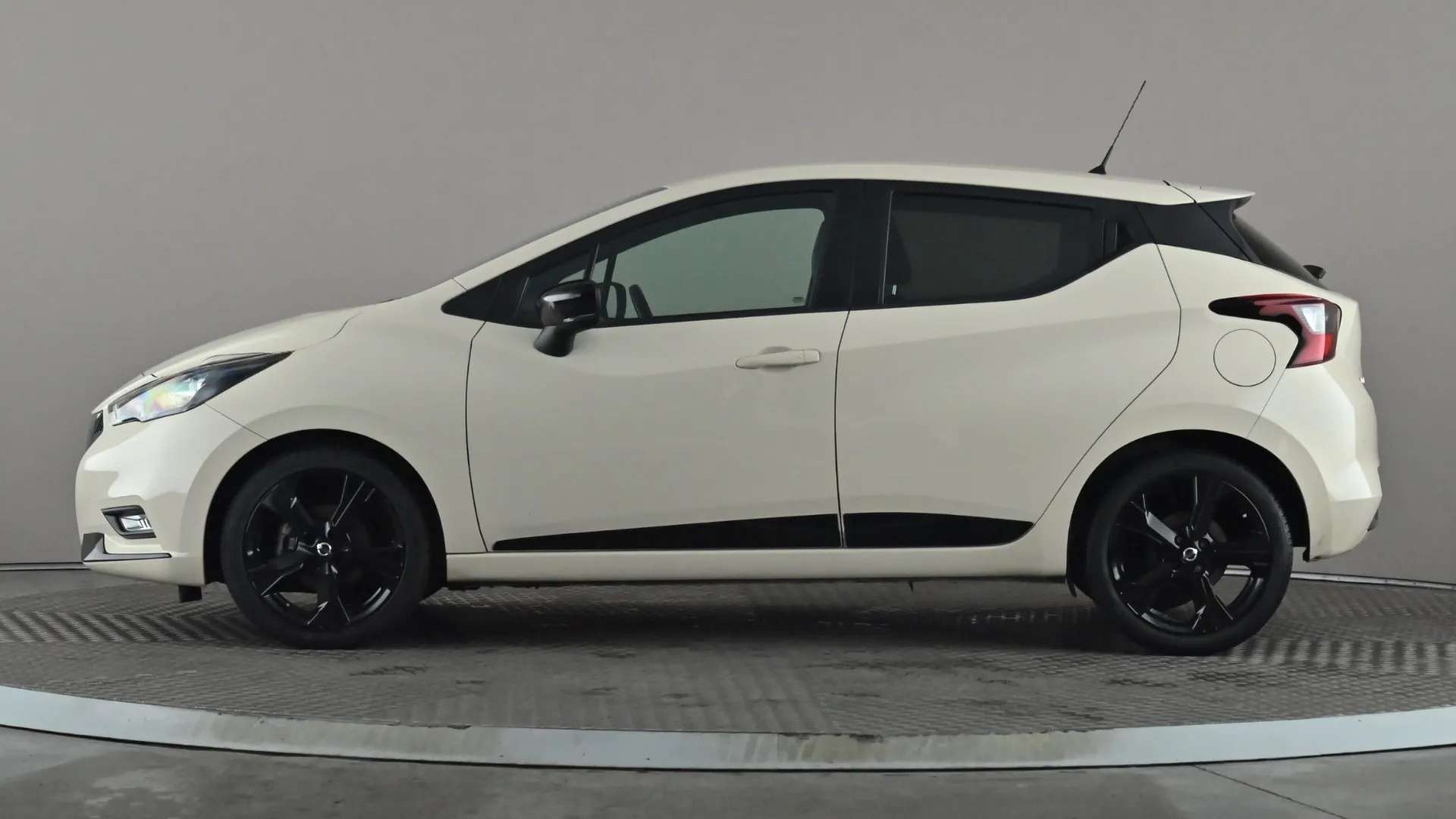 A 2023 NISSAN MICRA 1.0 IG-T 92 N-Sport A 2023 NISSAN MICRA 1.0 IG-T 92 N-Sport
