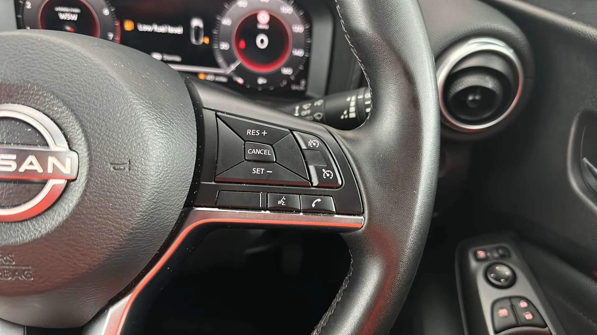2024 NISSAN JUKE 2024 NISSAN JUKE