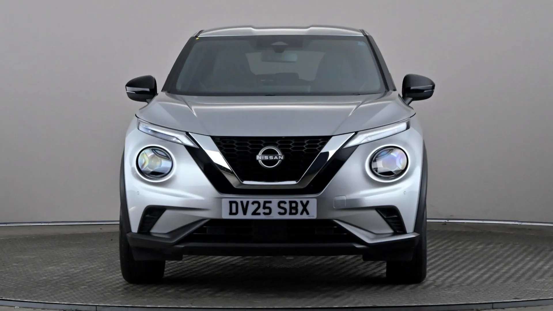 A 2025 NISSAN JUKE 1.0 DiG-T N-Connecta A 2025 NISSAN JUKE 1.0 DiG-T N-Connecta