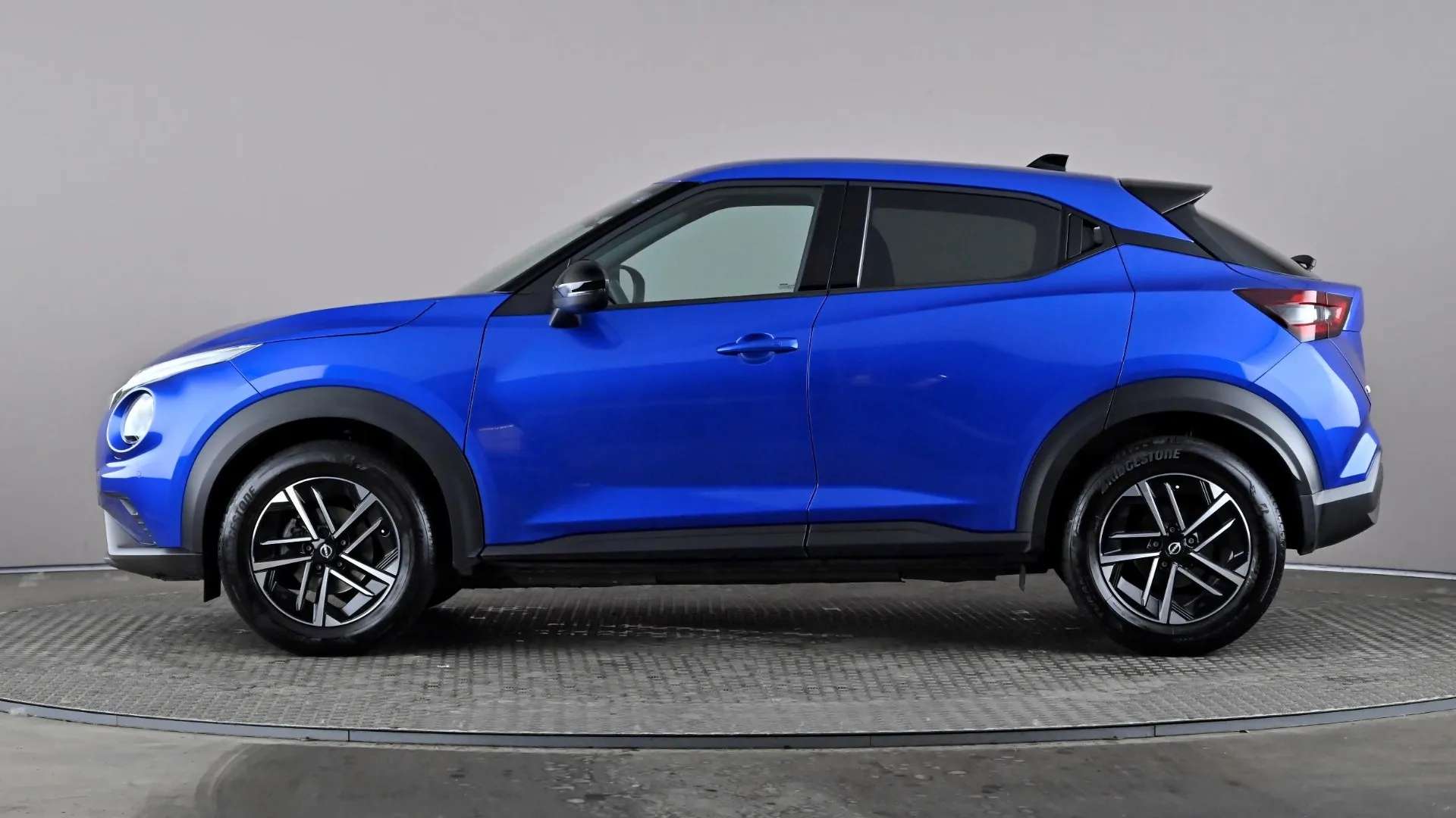 A 2025 NISSAN JUKE 1.0 DiG-T N-Connecta A 2025 NISSAN JUKE 1.0 DiG-T N-Connecta