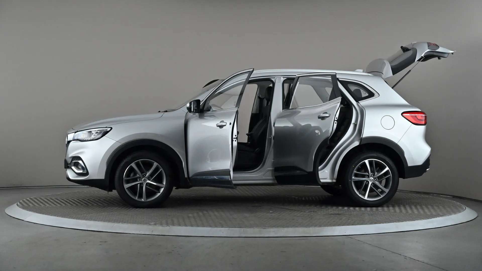 2023 MG MOTOR UK HS 2023 MG MOTOR UK HS