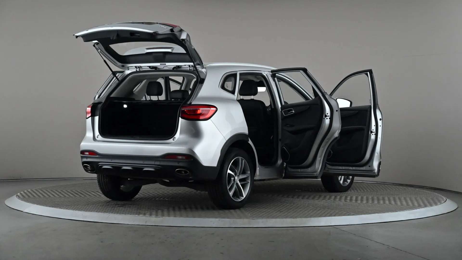 2023 MG MOTOR UK HS 2023 MG MOTOR UK HS