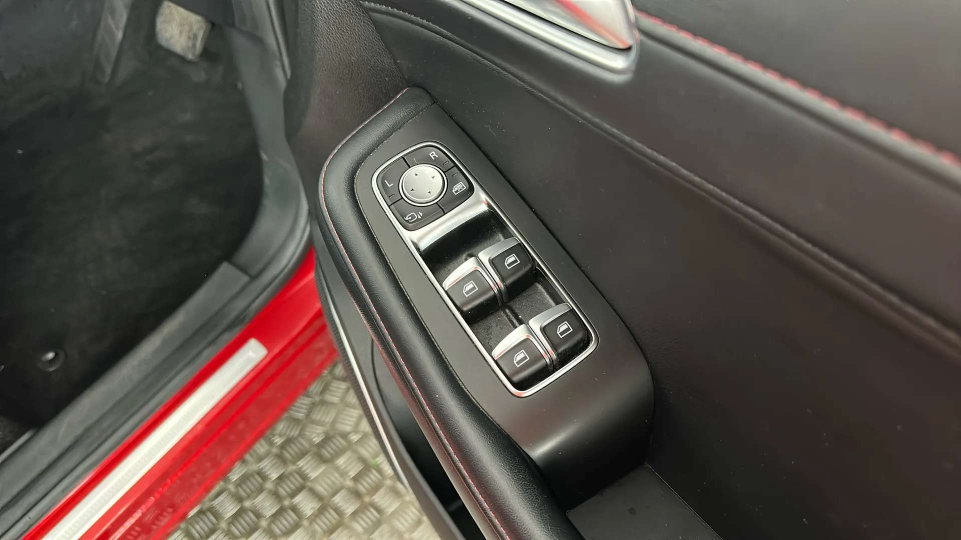 2023 MG MOTOR UK HS 2023 MG MOTOR UK HS