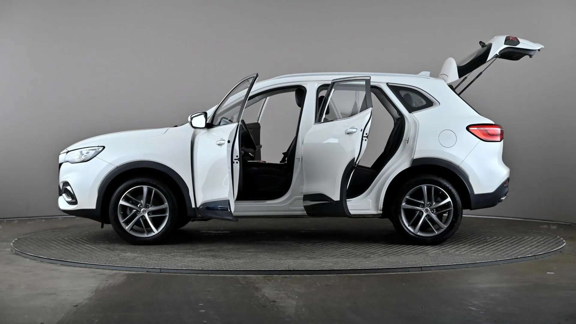 2023 MG MOTOR UK HS 2023 MG MOTOR UK HS