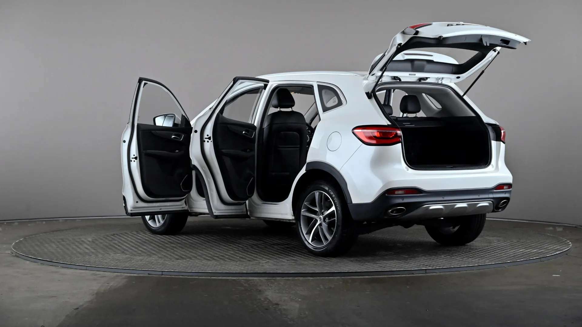 2023 MG MOTOR UK HS 2023 MG MOTOR UK HS
