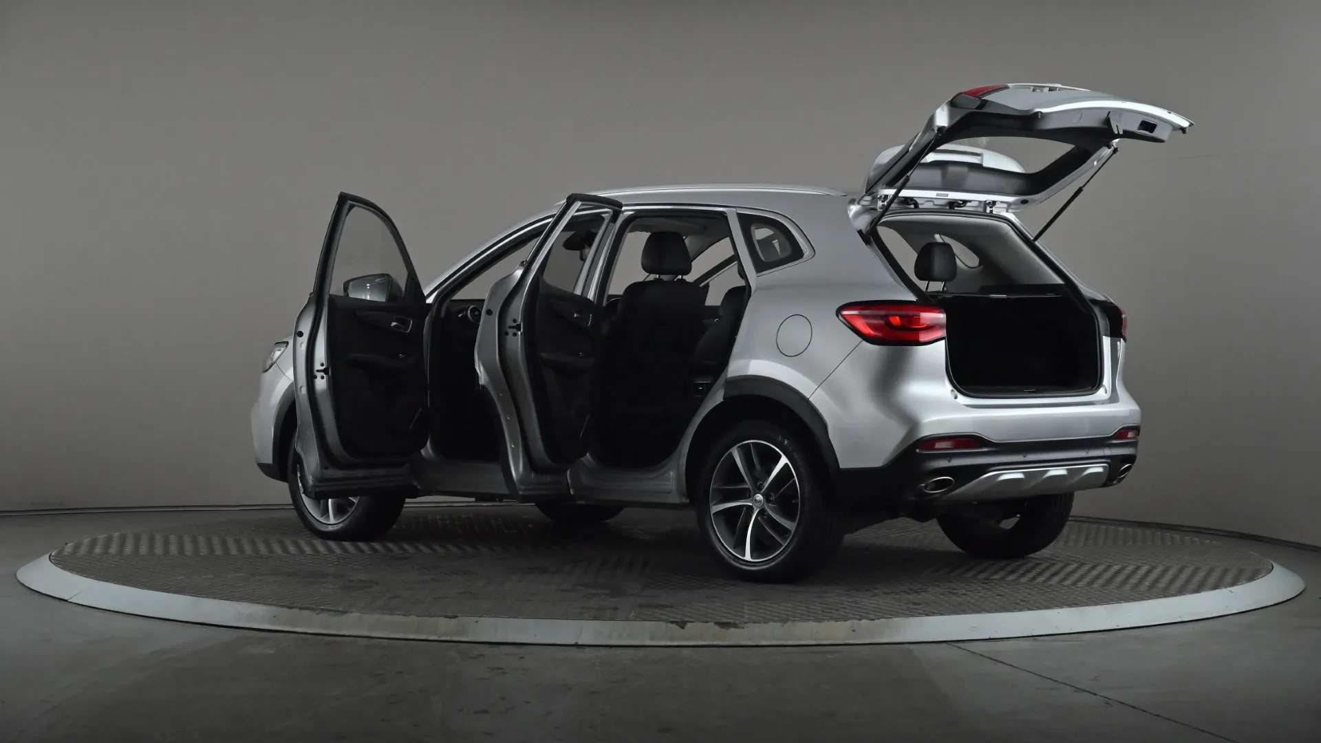 2023 MG MOTOR UK HS 2023 MG MOTOR UK HS