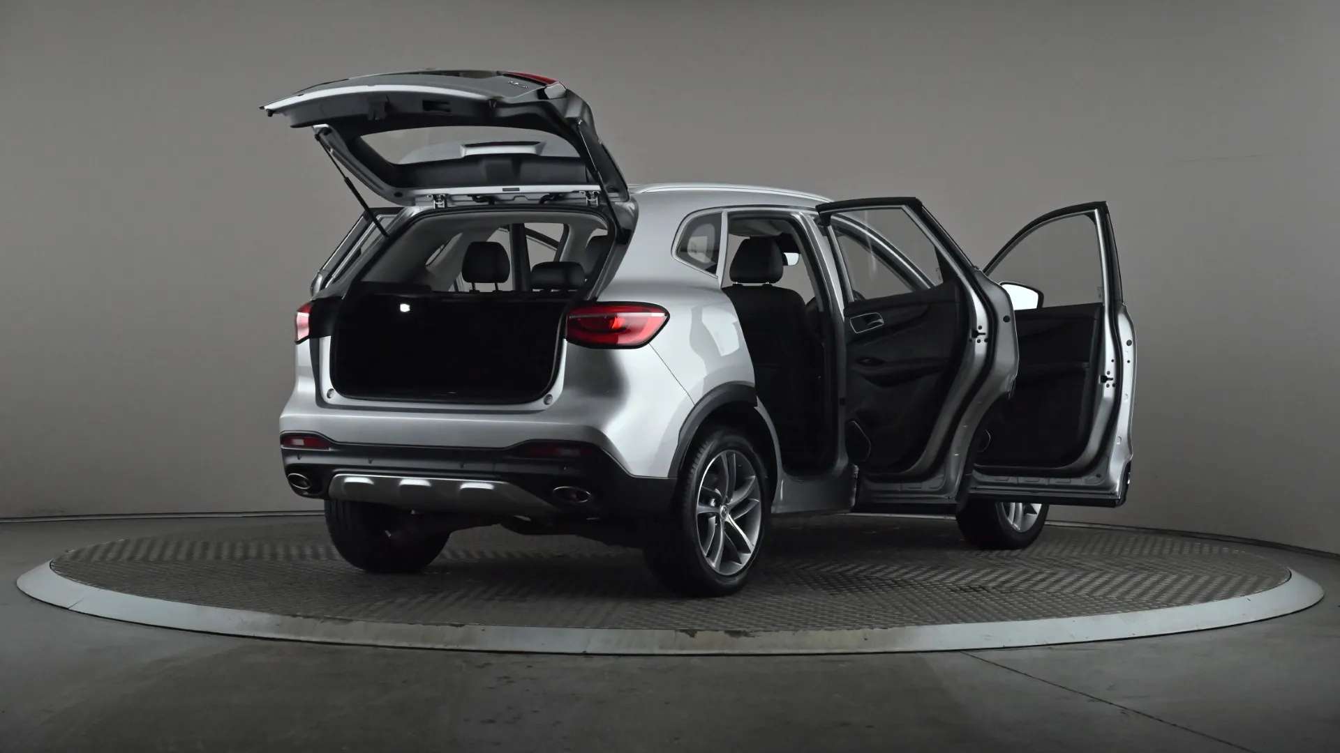 2023 MG MOTOR UK HS 2023 MG MOTOR UK HS