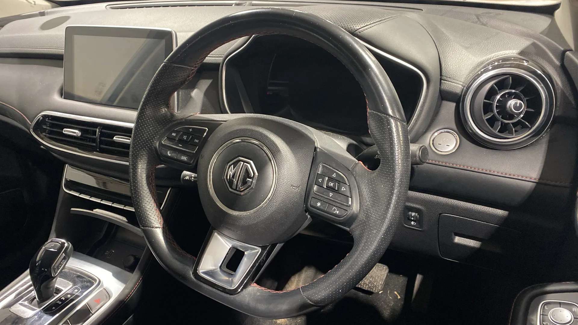 A 2023 MG MOTOR UK HS 1.5 T-GDI Excite DCT A 2023 MG MOTOR UK HS 1.5 T-GDI Excite DCT