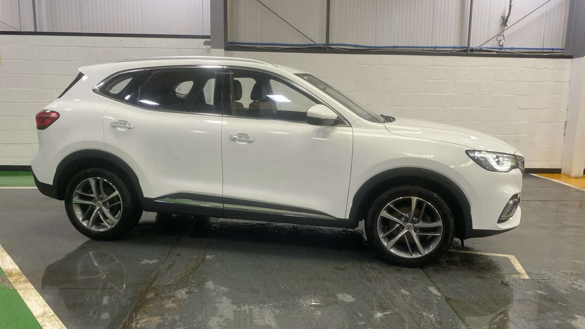 A 2023 MG MOTOR UK HS 1.5 T-GDI Excite DCT A 2023 MG MOTOR UK HS 1.5 T-GDI Excite DCT