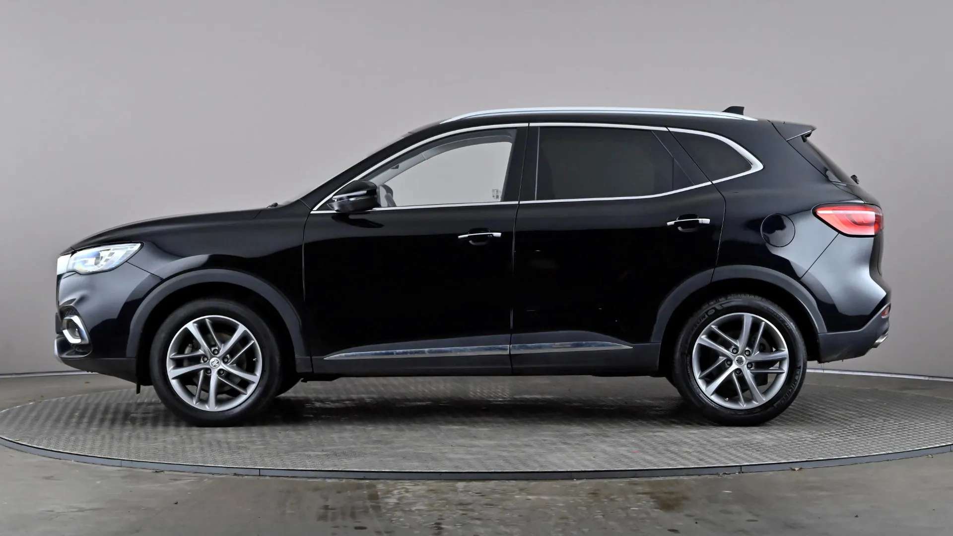 A 2022 MG MOTOR UK HS 1.5 T-GDI Exclusive A 2022 MG MOTOR UK HS 1.5 T-GDI Exclusive