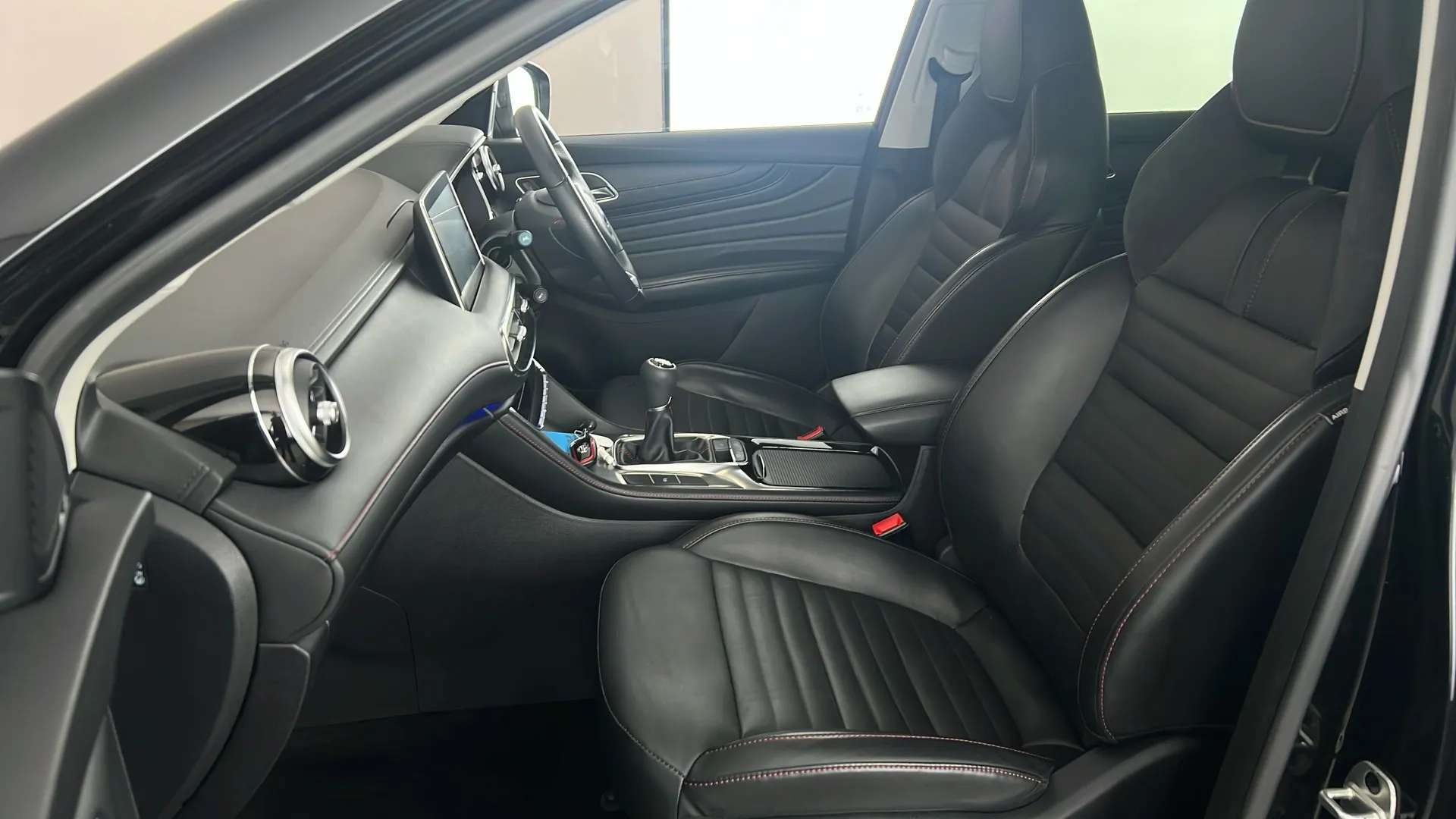 2022 MG MOTOR UK HS 2022 MG MOTOR UK HS