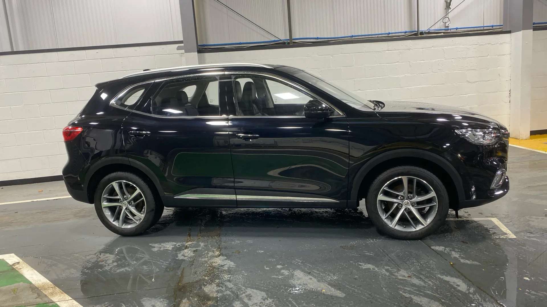 A 2022 MG MOTOR UK HS 1.5 T-GDI Exclusive A 2022 MG MOTOR UK HS 1.5 T-GDI Exclusive