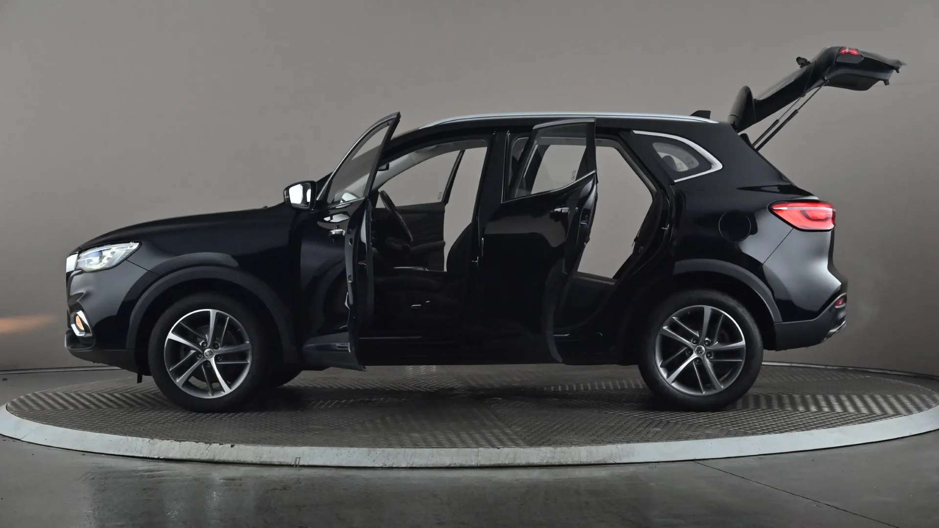 2022 MG MOTOR UK HS 2022 MG MOTOR UK HS