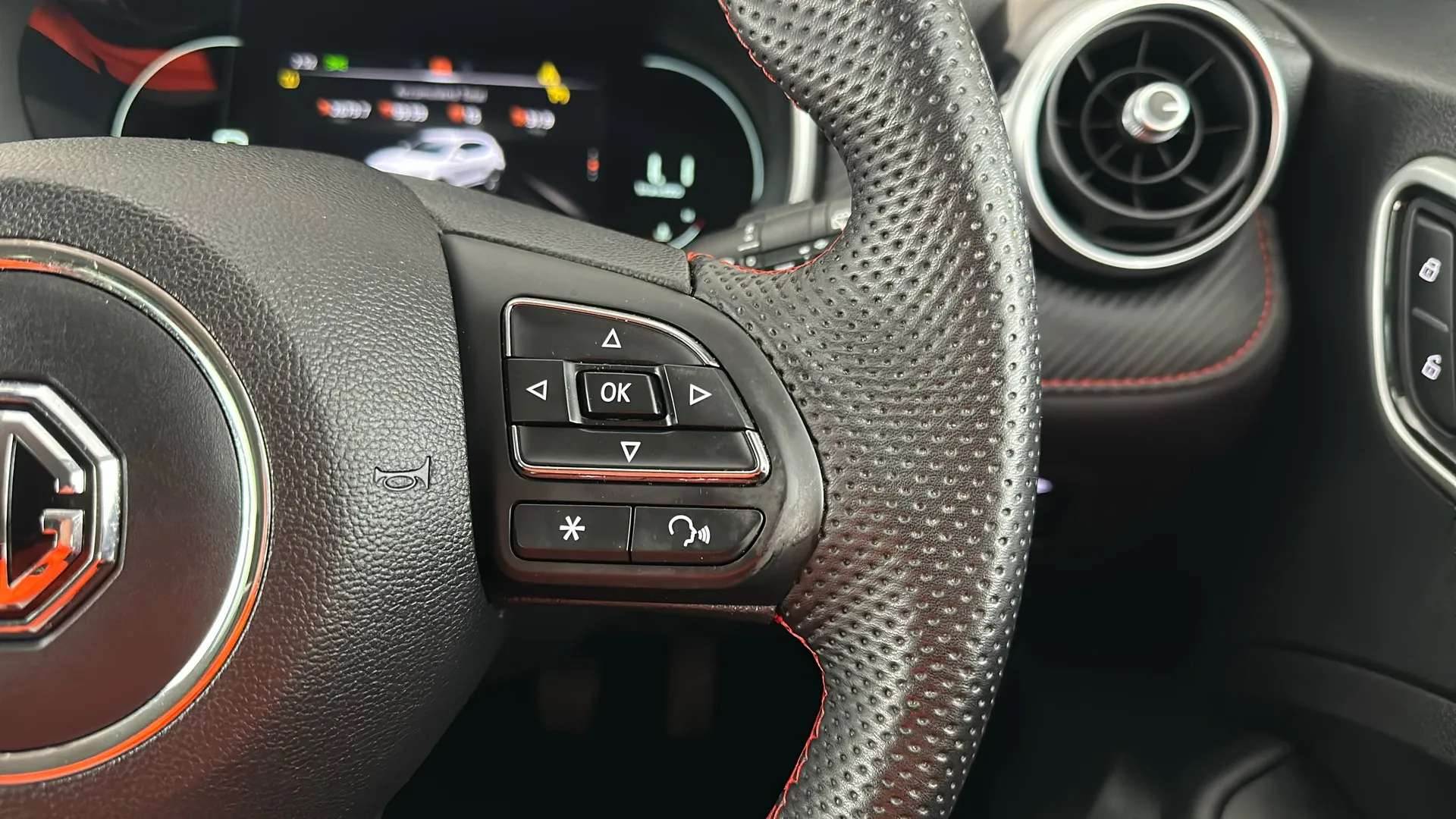 2024 MG MOTOR UK ZS 2024 MG MOTOR UK ZS