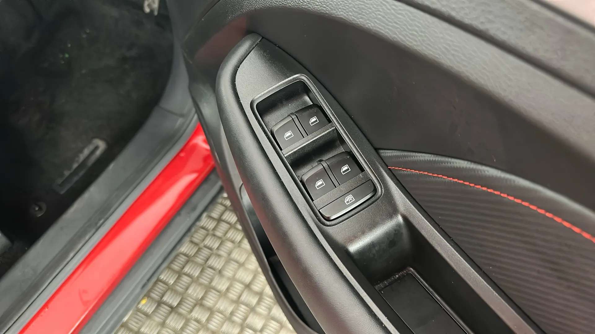 2024 MG MOTOR UK ZS 2024 MG MOTOR UK ZS