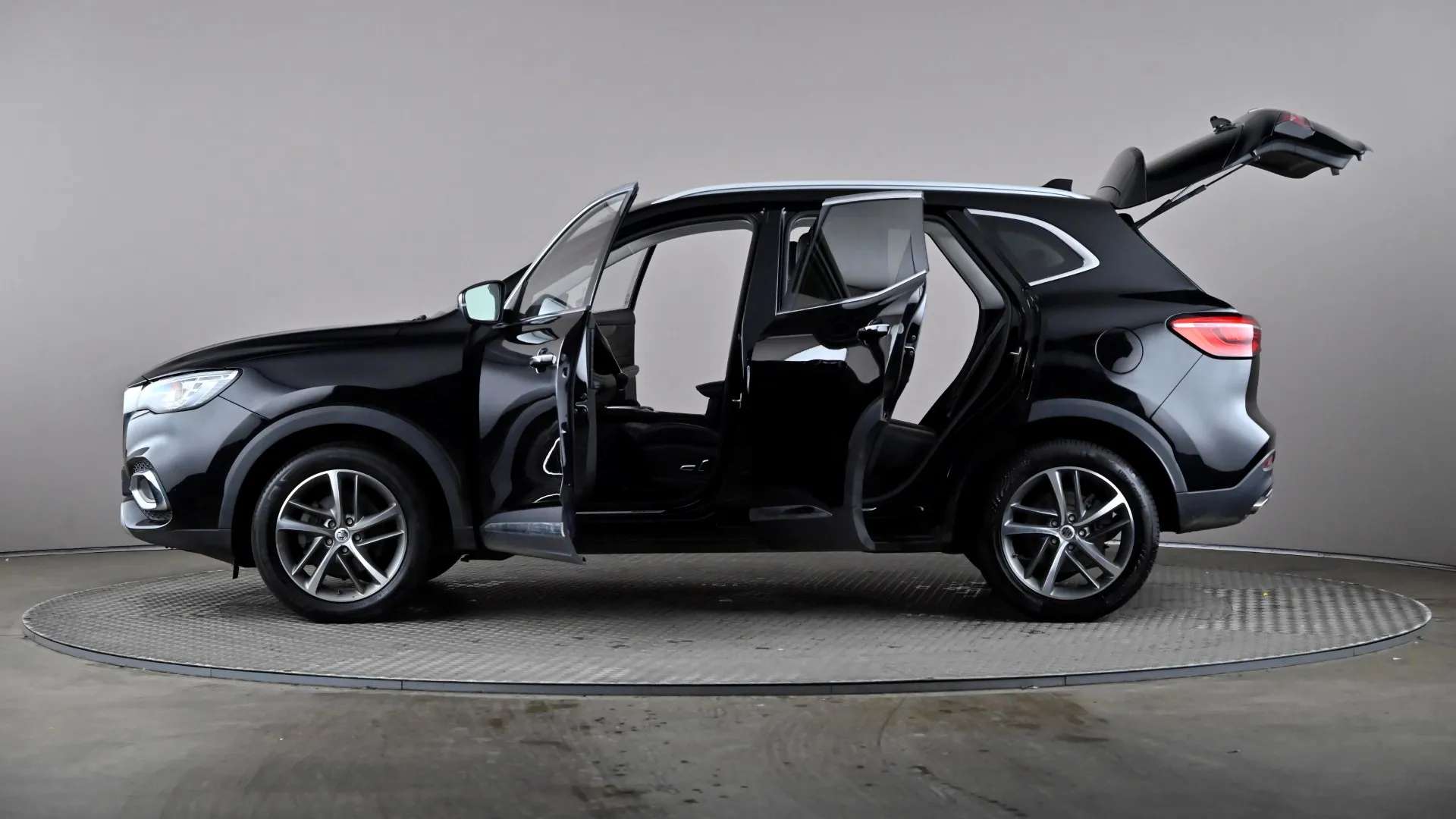 2023 MG MOTOR UK HS 2023 MG MOTOR UK HS