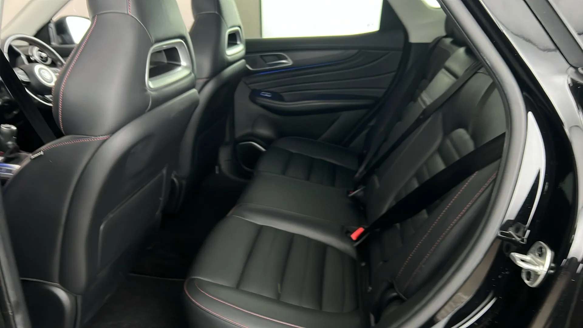 2023 MG MOTOR UK HS 2023 MG MOTOR UK HS