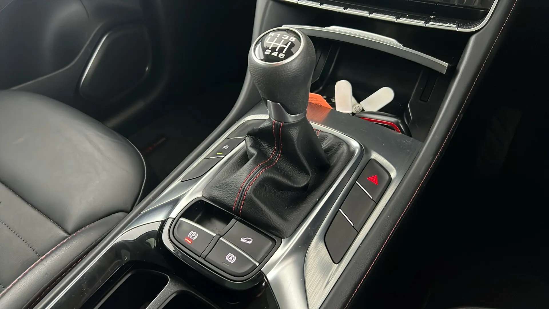 2023 MG MOTOR UK HS 2023 MG MOTOR UK HS