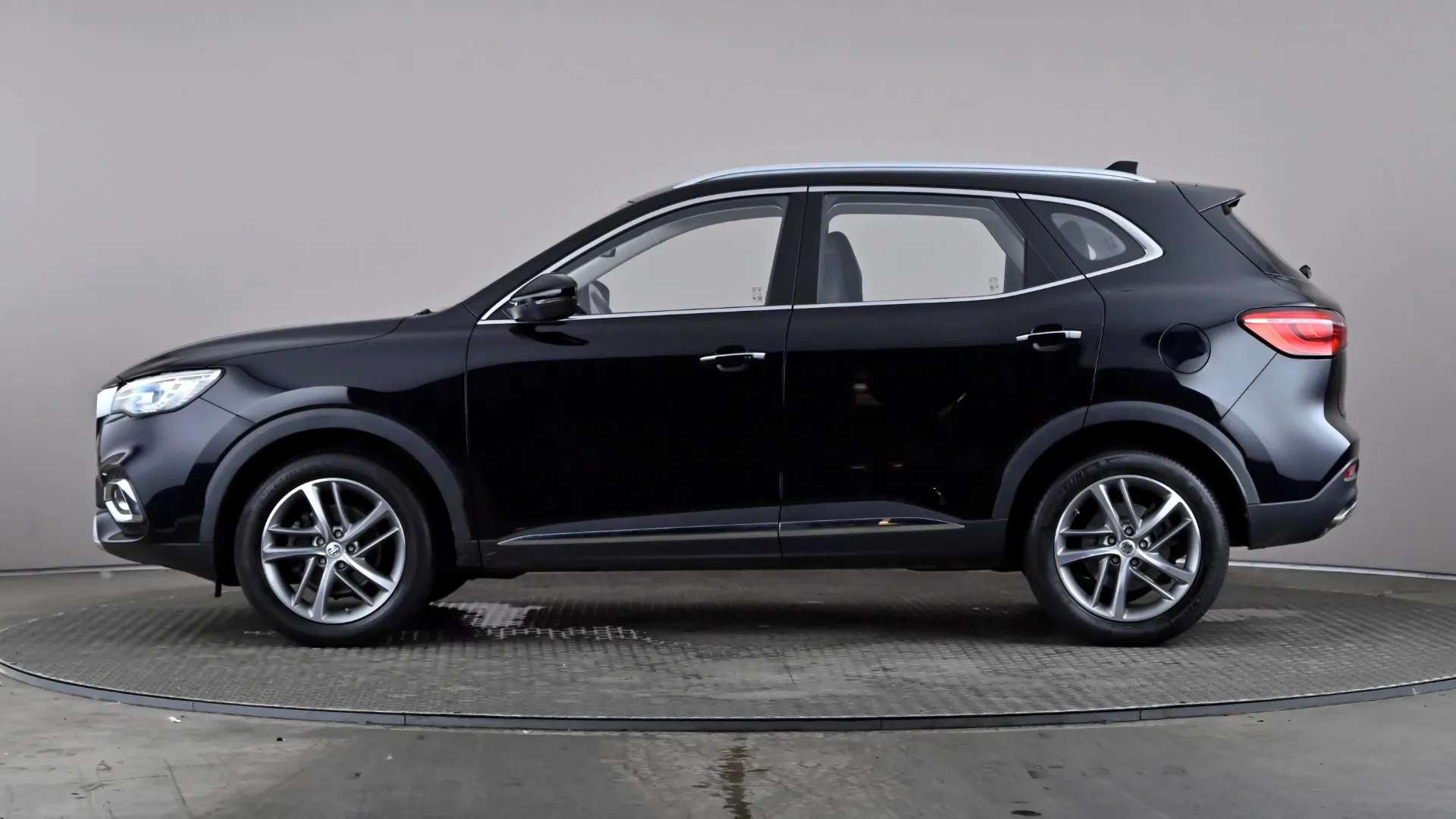 A 2022 MG MOTOR UK HS 1.5 T-GDI Exclusive A 2022 MG MOTOR UK HS 1.5 T-GDI Exclusive