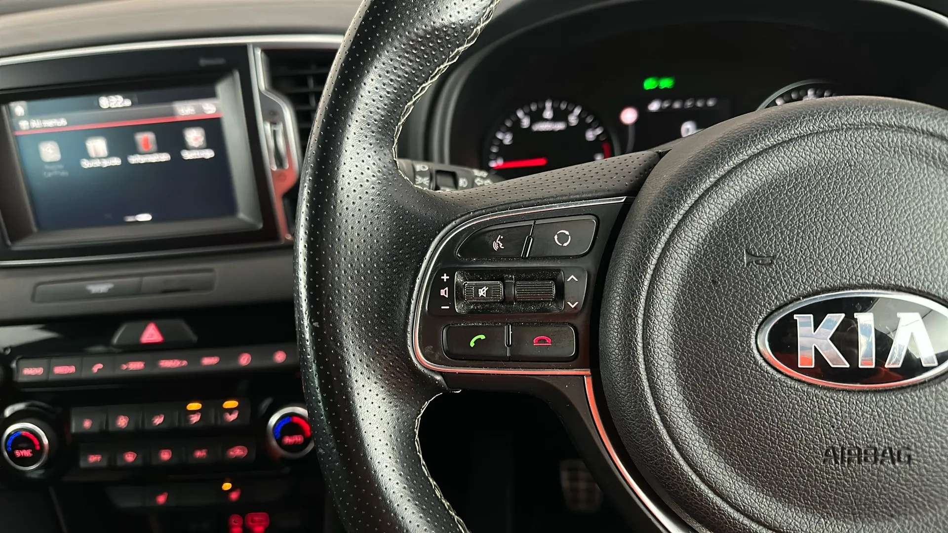 2017 KIA SPORTAGE 2017 KIA SPORTAGE