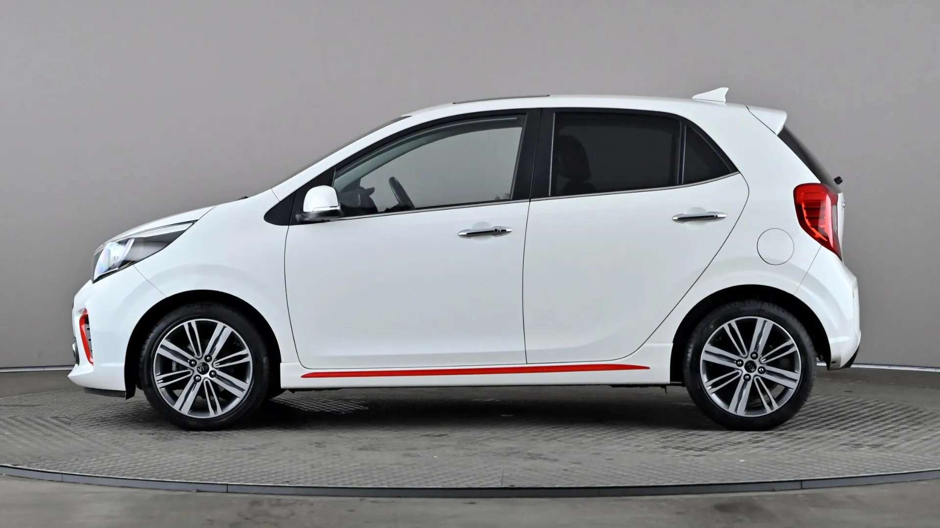 A 2018 KIA PICANTO 1.0T GDi GT-line S A 2018 KIA PICANTO 1.0T GDi GT-line S