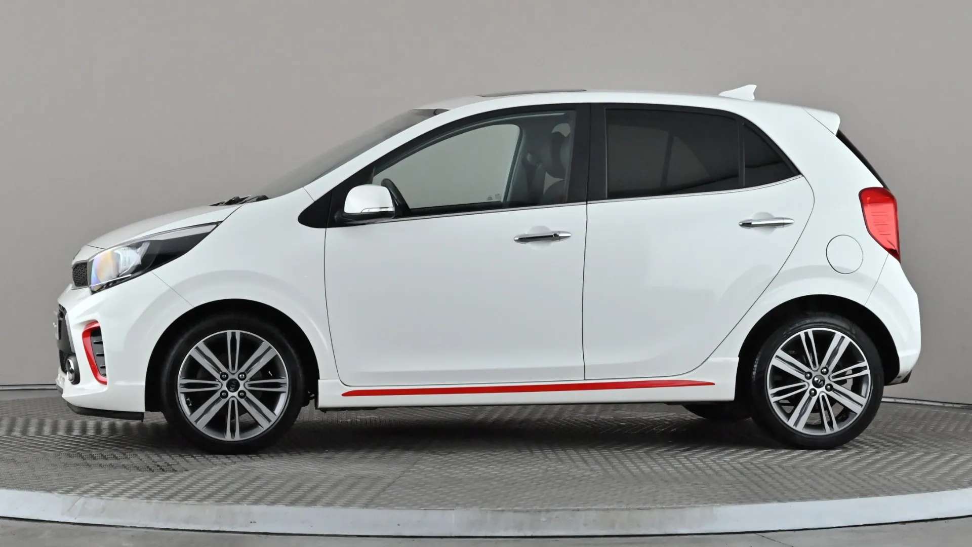 A 2019 KIA PICANTO 1.0T GDi GT-line S A 2019 KIA PICANTO 1.0T GDi GT-line S