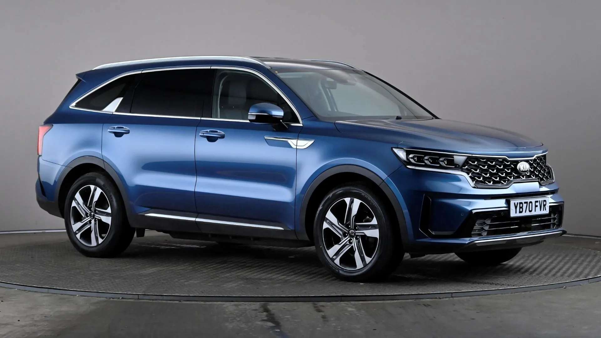 A 2020 KIA SORENTO 1.6 T-GDi HEV 3 Auto A 2020 KIA SORENTO 1.6 T-GDi HEV 3 Auto