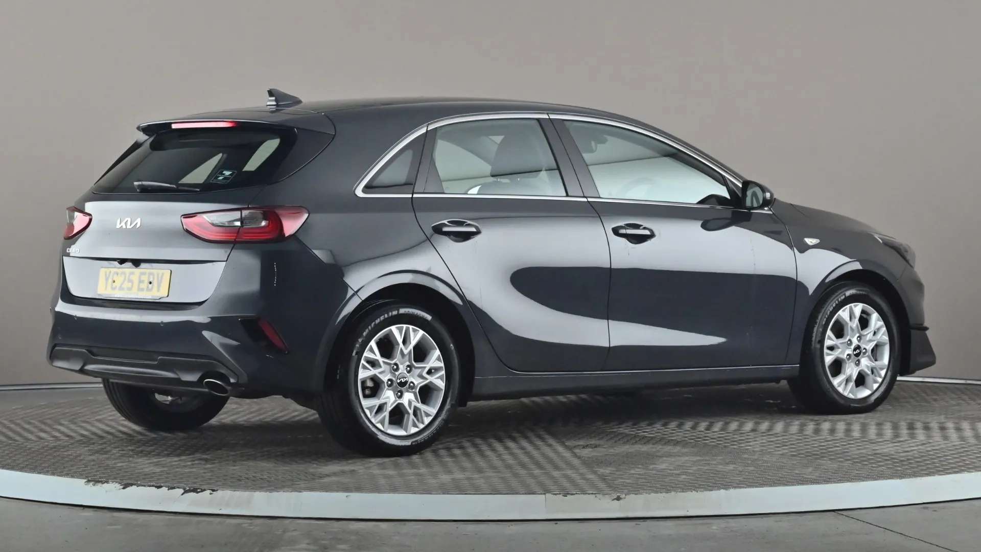 2025 KIA CEED 2025 KIA CEED