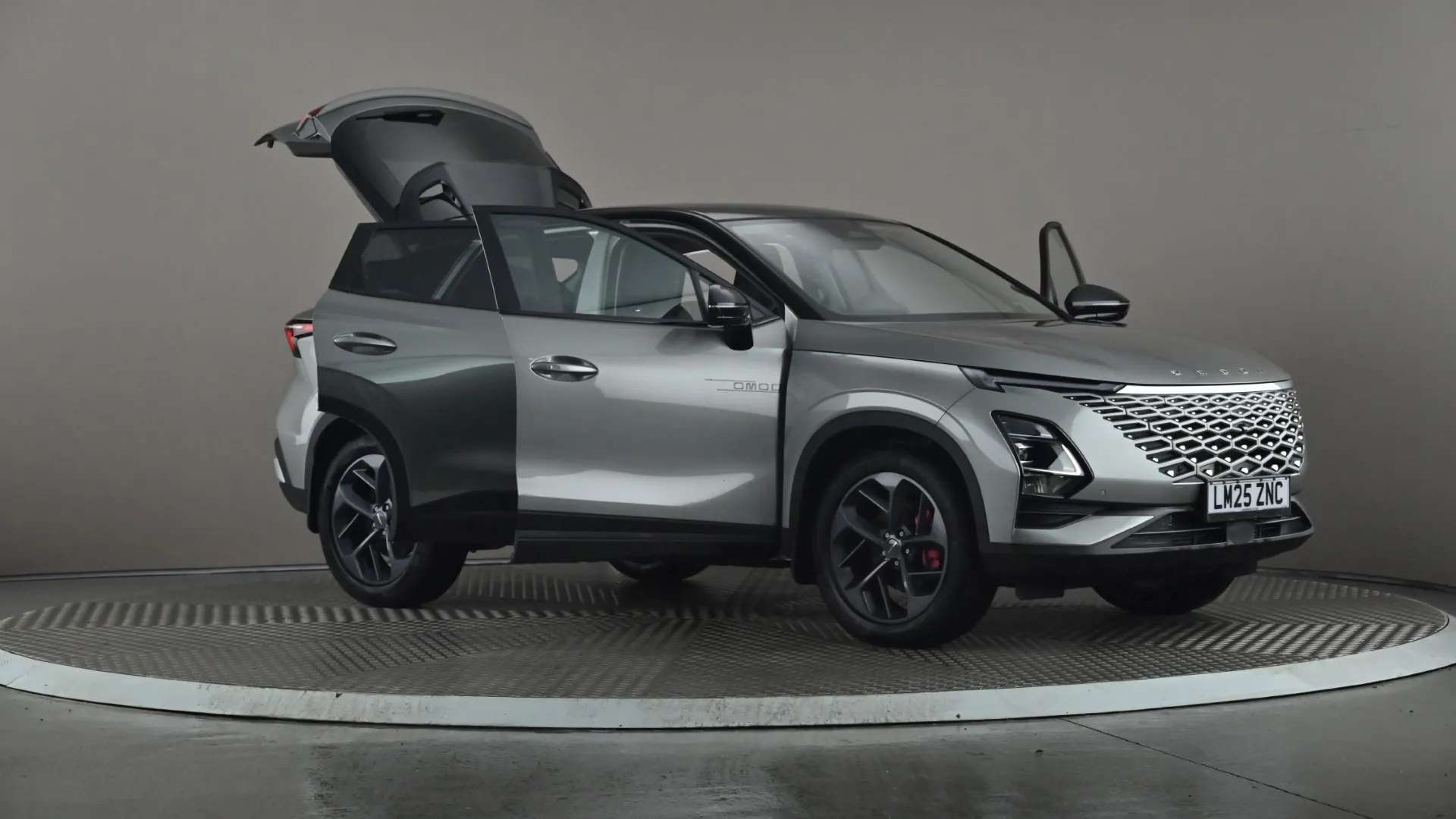 2025 OMODA 5 2025 OMODA 5