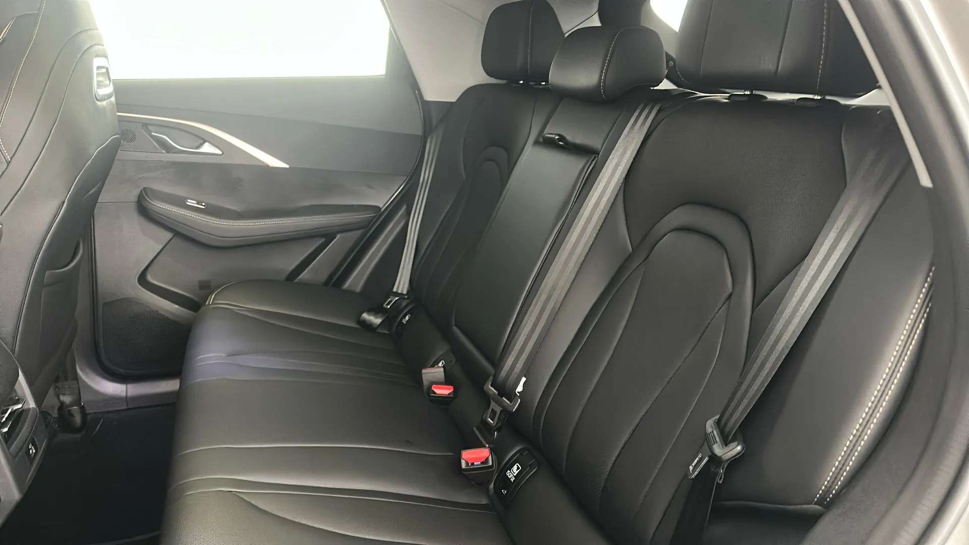 2025 OMODA 5 2025 OMODA 5