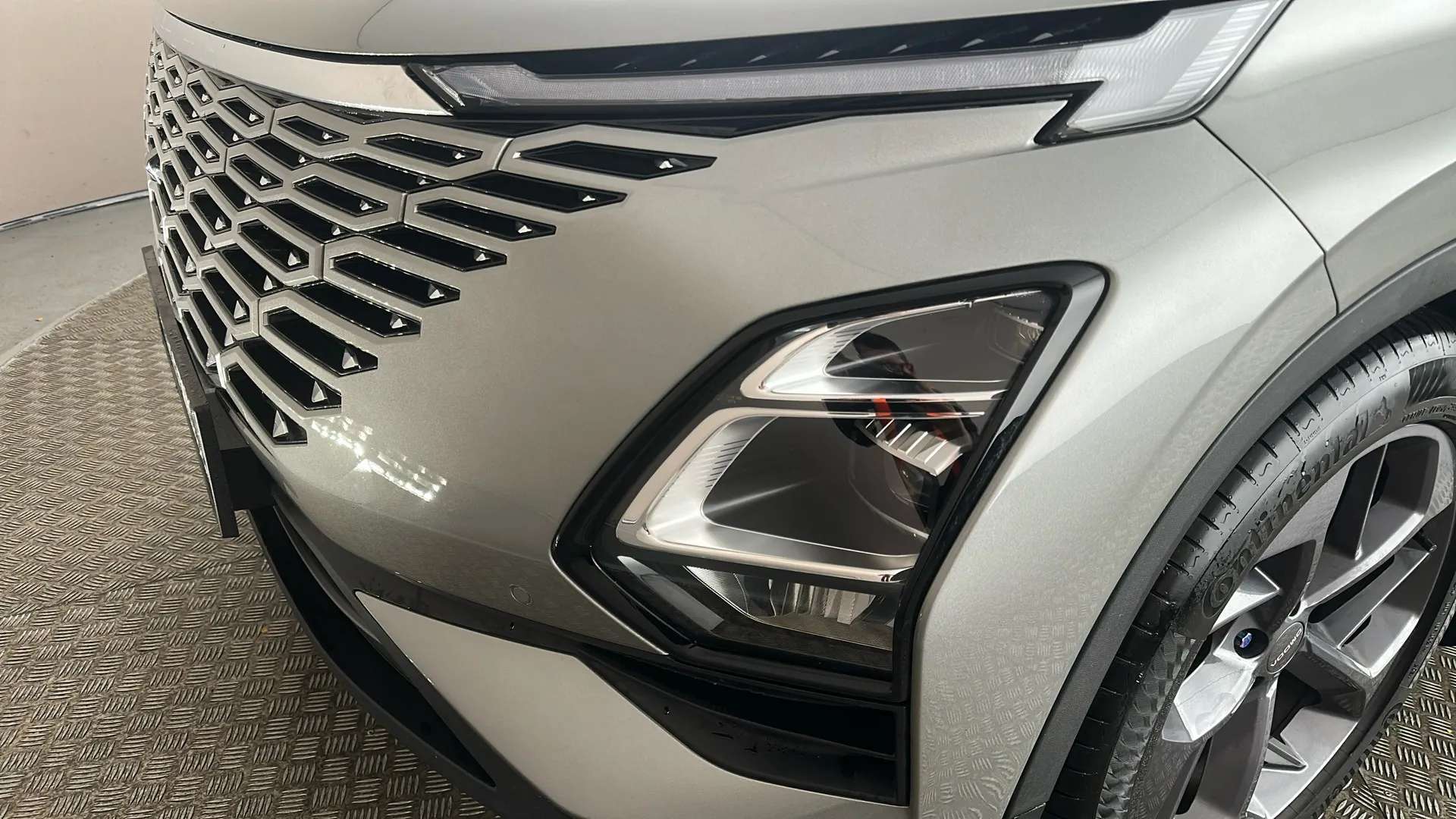 2025 OMODA 5 2025 OMODA 5