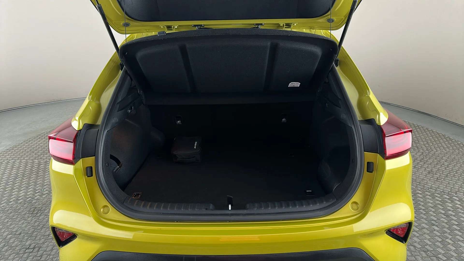 2023 KIA XCEED 2023 KIA XCEED