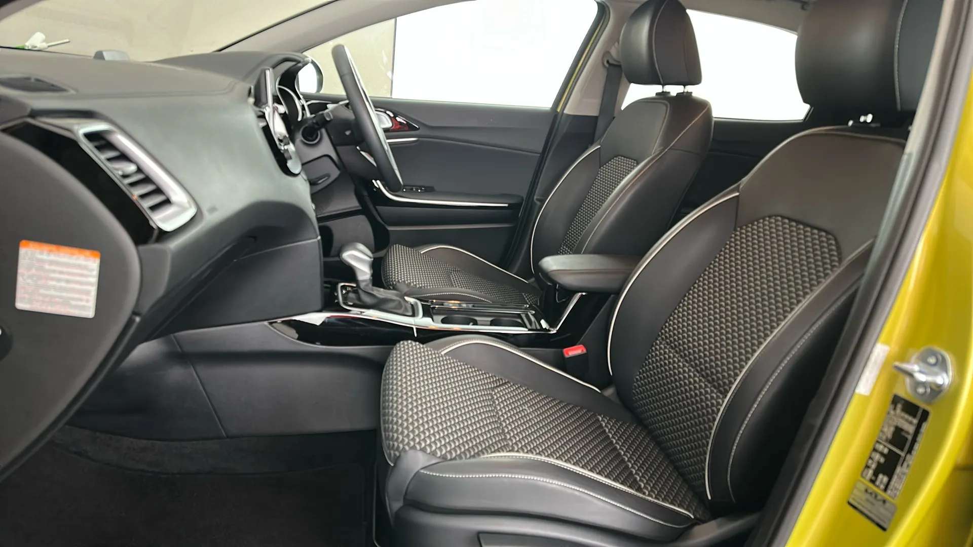 2023 KIA XCEED 2023 KIA XCEED