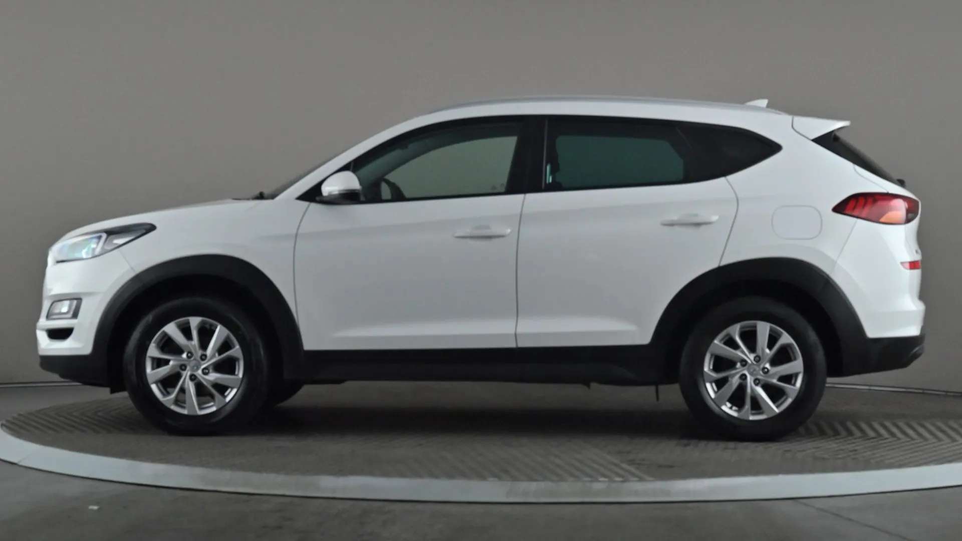 A 2018 HYUNDAI TUCSON 1.6 GDi SE Nav 2WD A 2018 HYUNDAI TUCSON 1.6 GDi SE Nav 2WD