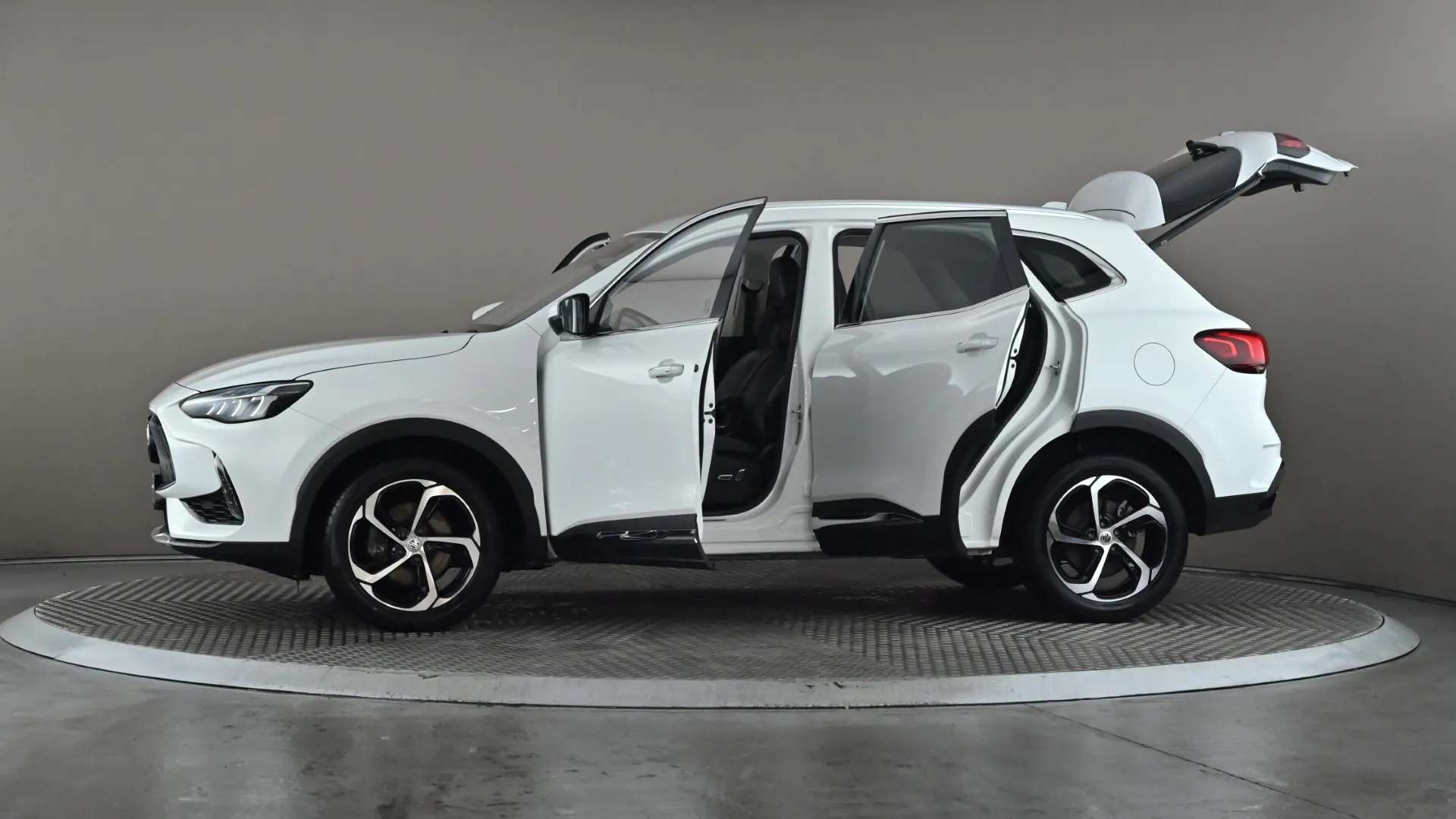 2023 MG MOTOR UK HS 2023 MG MOTOR UK HS