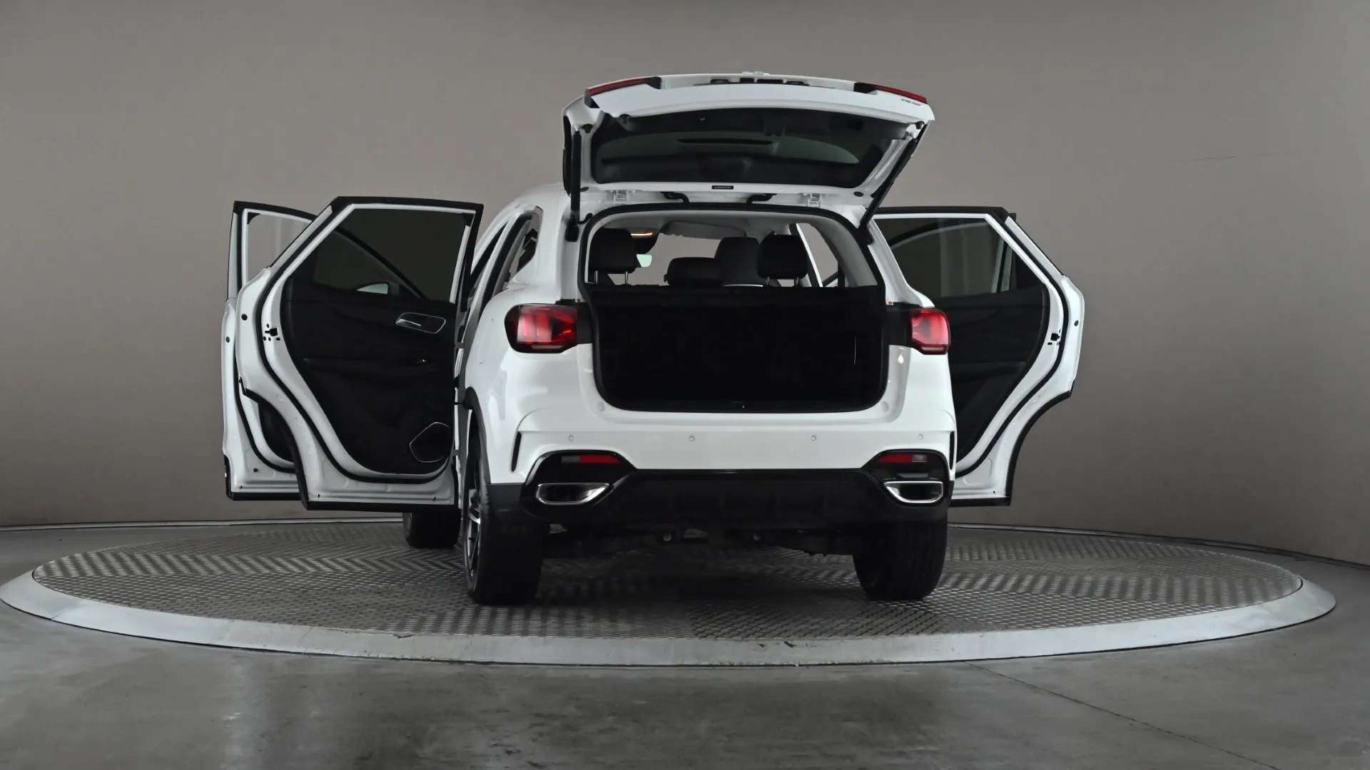 2023 MG MOTOR UK HS 2023 MG MOTOR UK HS