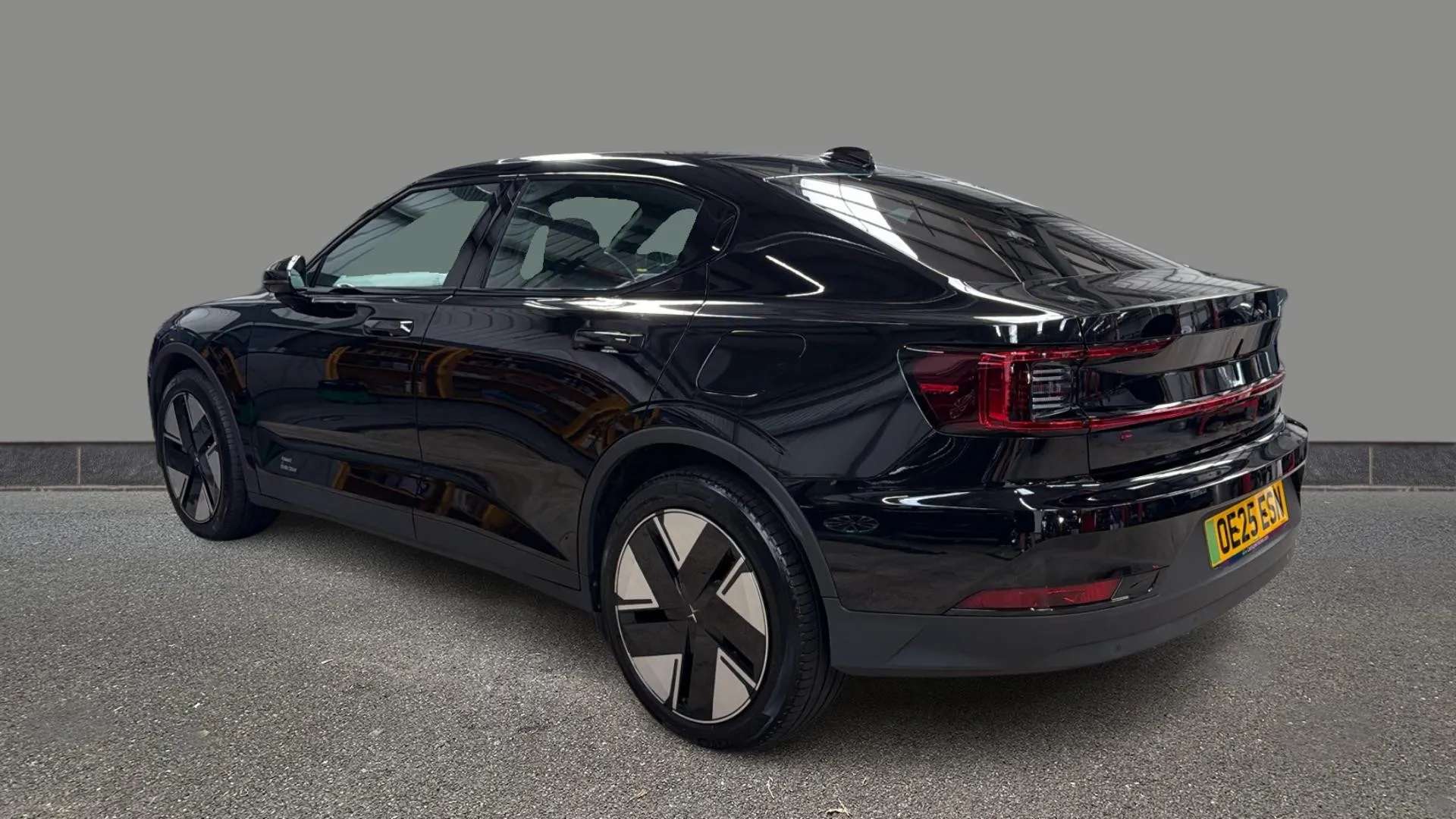 2025 POLESTAR 2 2025 POLESTAR 2