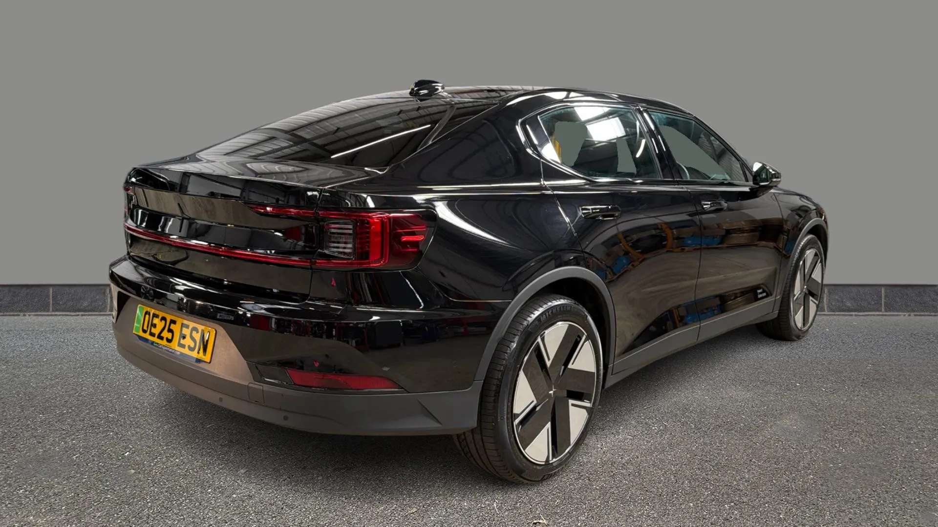 2025 POLESTAR 2 2025 POLESTAR 2