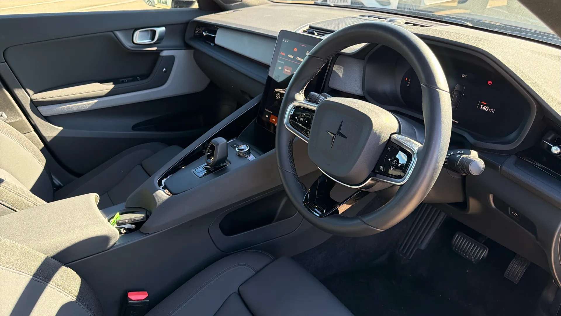 2025 POLESTAR 2 2025 POLESTAR 2