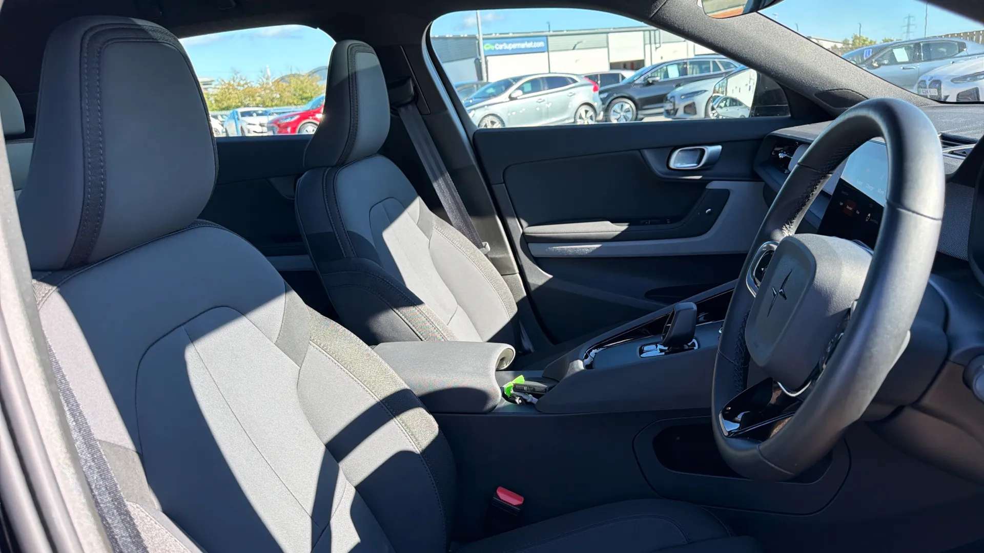 2025 POLESTAR 2 2025 POLESTAR 2