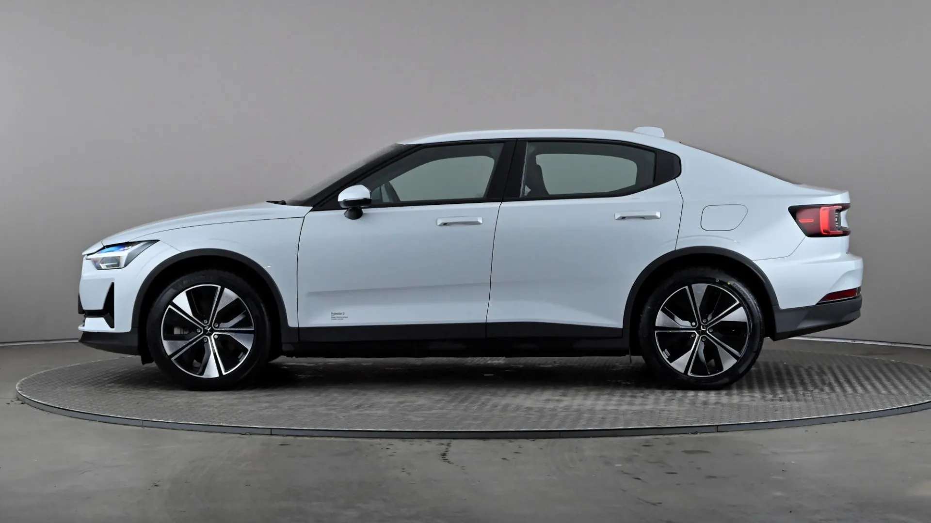 2022 POLESTAR 2 2022 POLESTAR 2