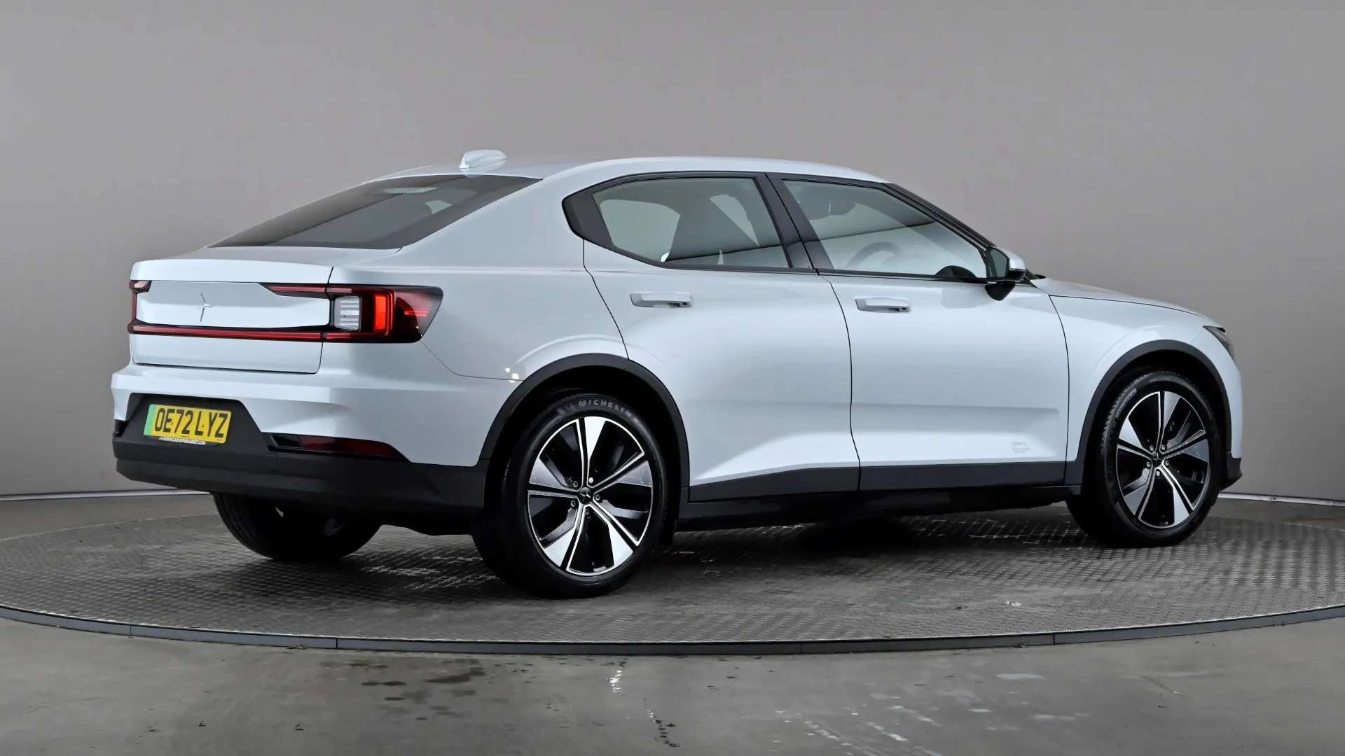 2022 POLESTAR 2 2022 POLESTAR 2