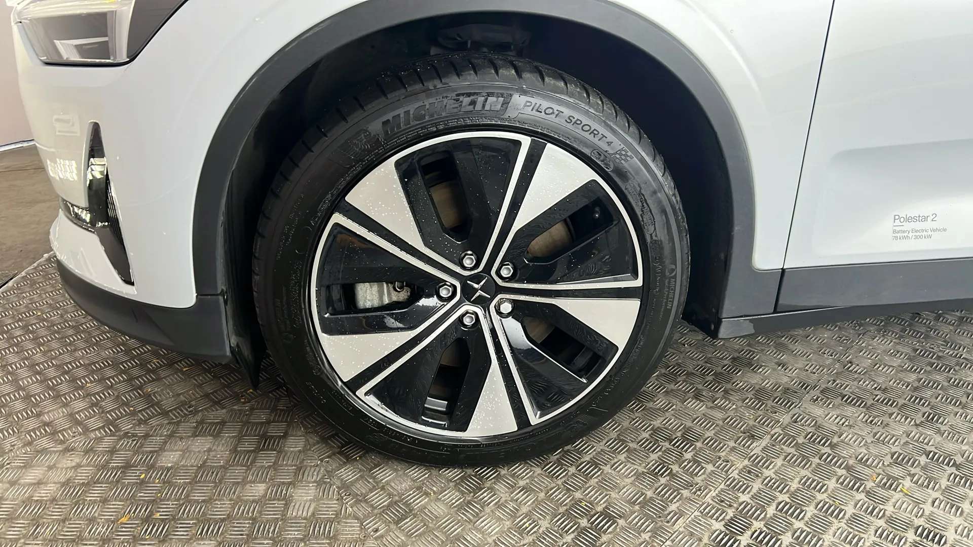 2022 POLESTAR 2 2022 POLESTAR 2