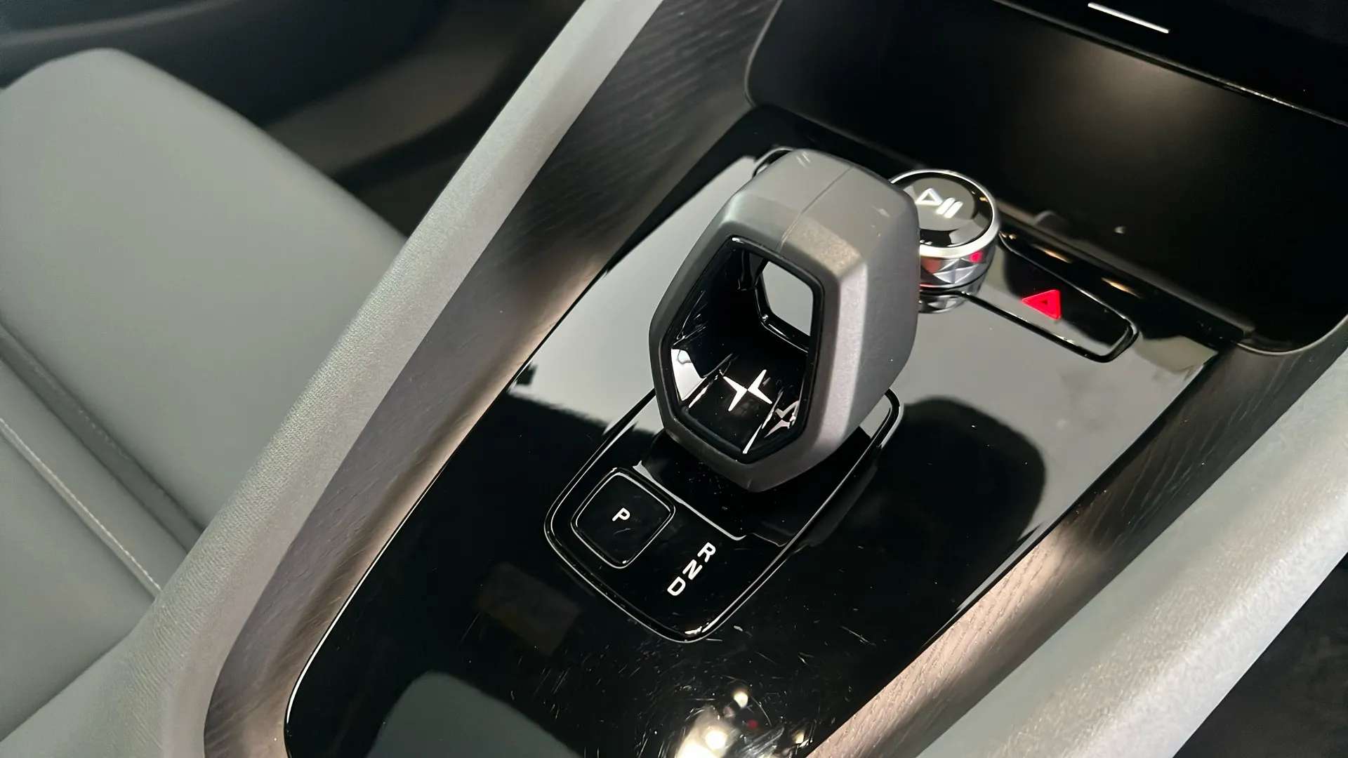 2022 POLESTAR 2 2022 POLESTAR 2