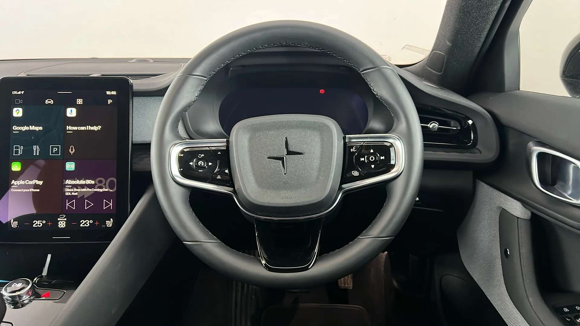 2023 POLESTAR 2 2023 POLESTAR 2