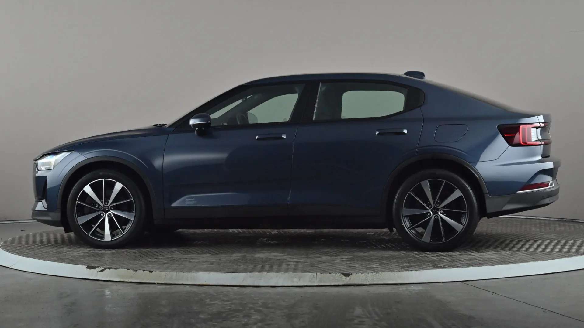 2022 POLESTAR 2 2022 POLESTAR 2
