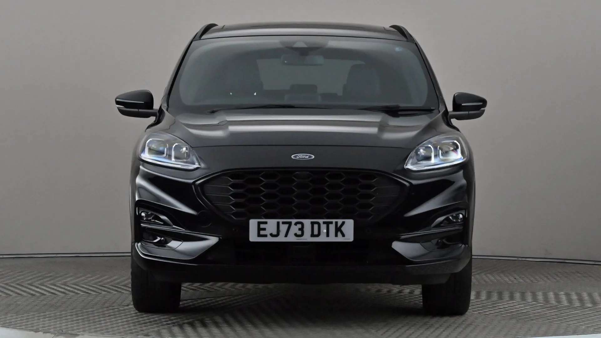 A 2023 FORD KUGA 2.5 PHEV Black Package Edition CVT A 2023 FORD KUGA 2.5 PHEV Black Package Edition CVT