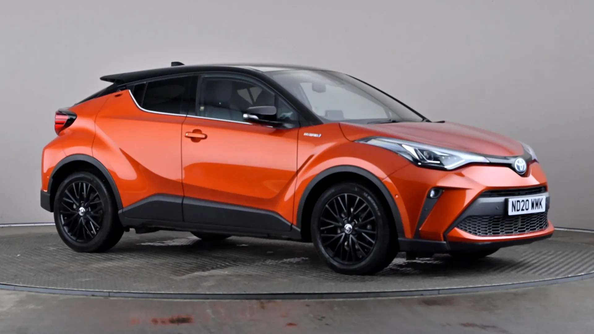 A 2020 TOYOTA C-HR 2.0 Hybrid Orange Edition CVT A 2020 TOYOTA C-HR 2.0 Hybrid Orange Edition CVT