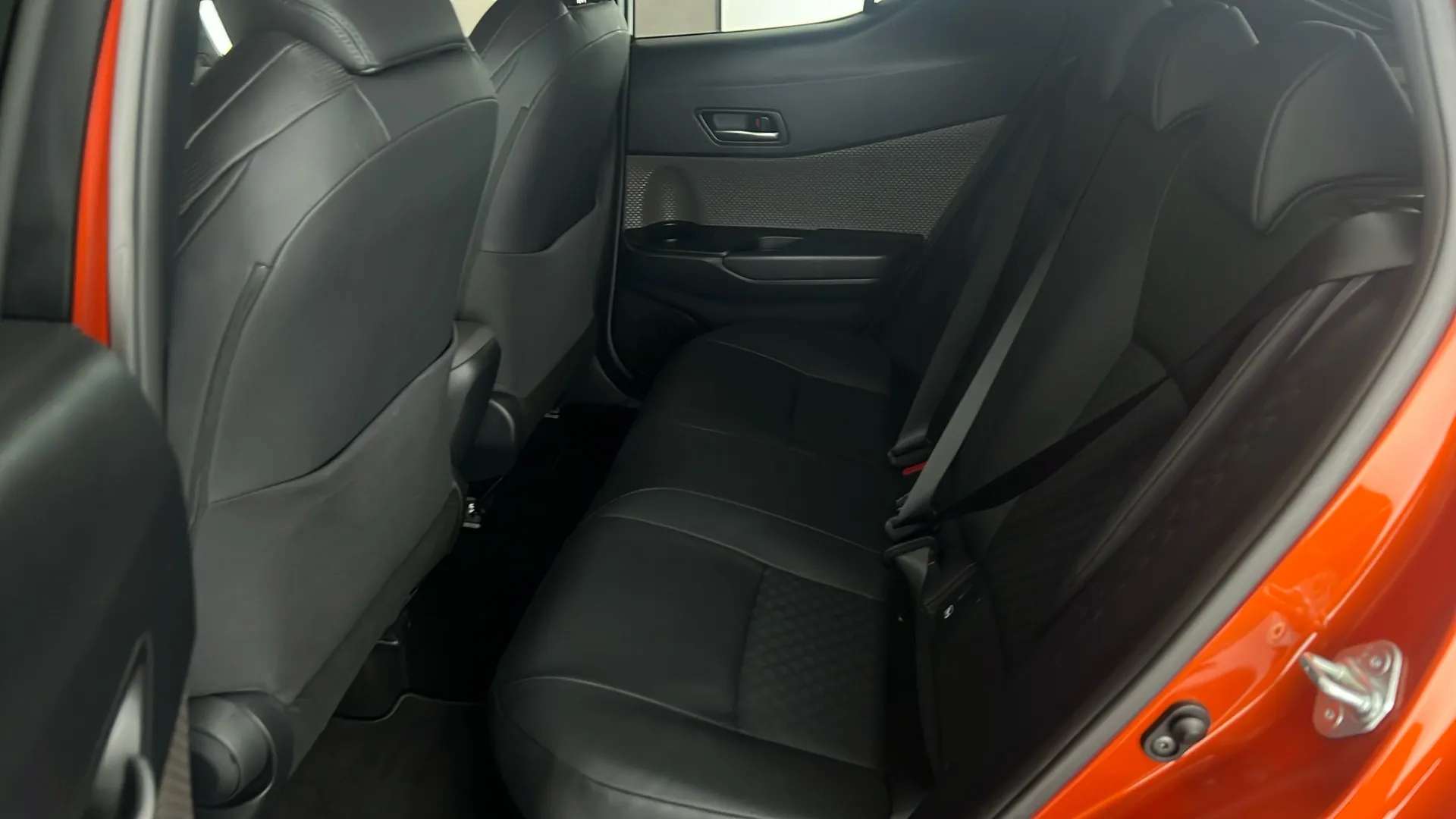 2020 TOYOTA C-HR 2020 TOYOTA C-HR