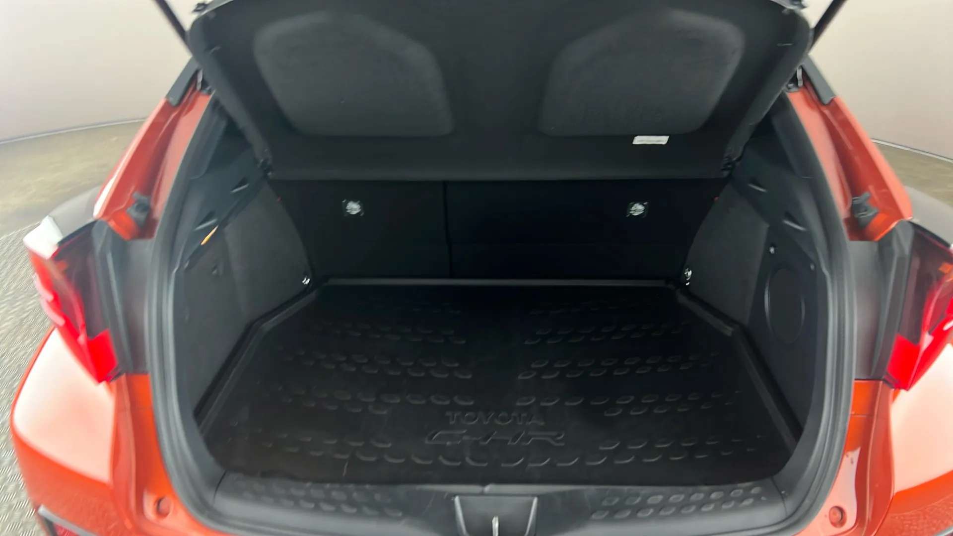 2020 TOYOTA C-HR 2020 TOYOTA C-HR